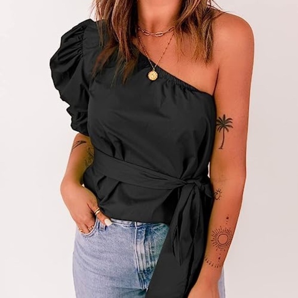 Asymmetric Puff Sleeve Tie Top *Host Pick* - Picture 2 of 4